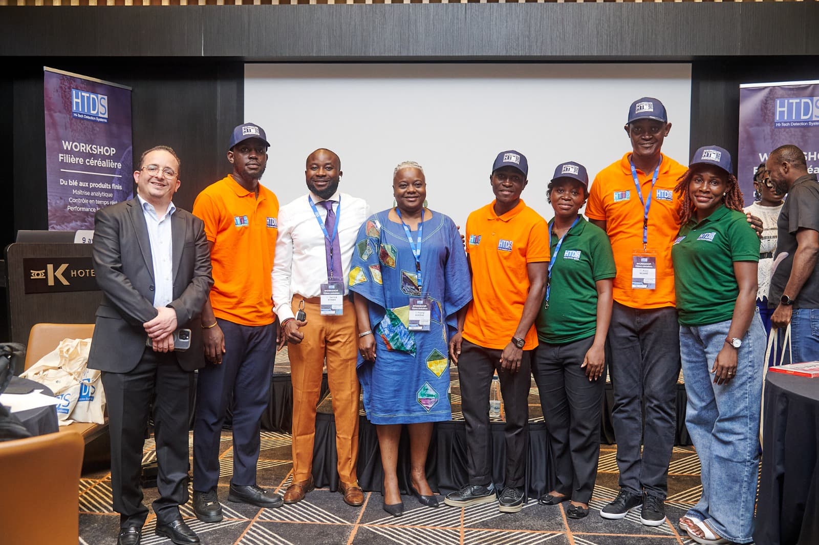 L'équipe HTTS International à Douala